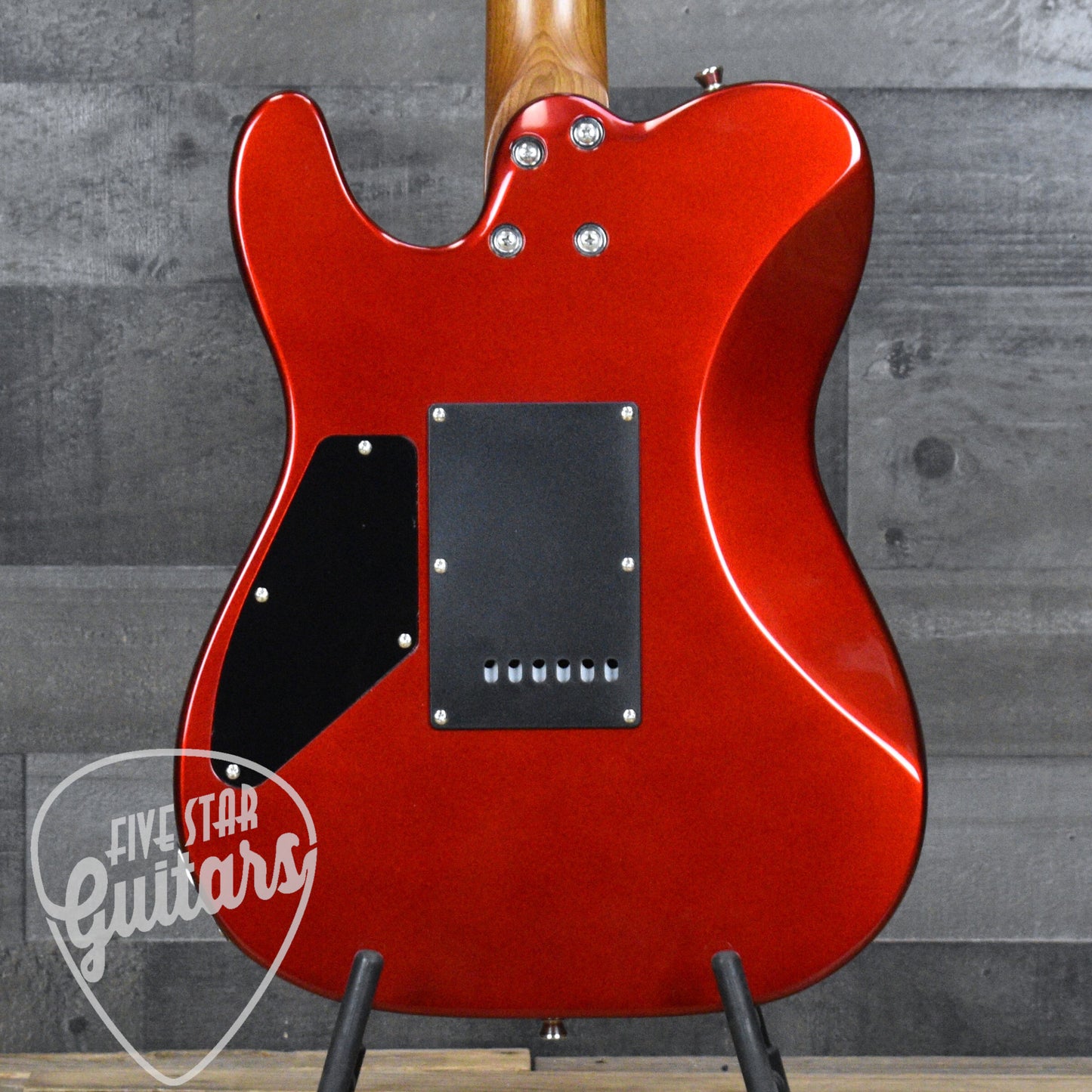 Pre-Owned Cerberus Hermes 6VT - Red with Gigbag