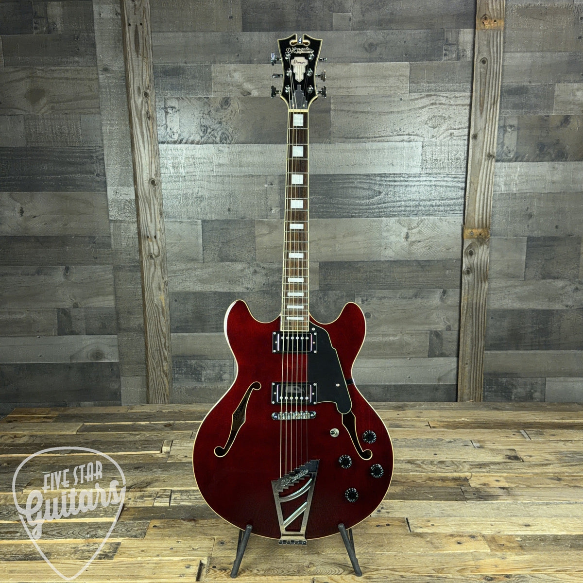 Pre-Owned D'Angelico Premier DC with Stairstep Tailpiece - Trans Wine with Gig Bag