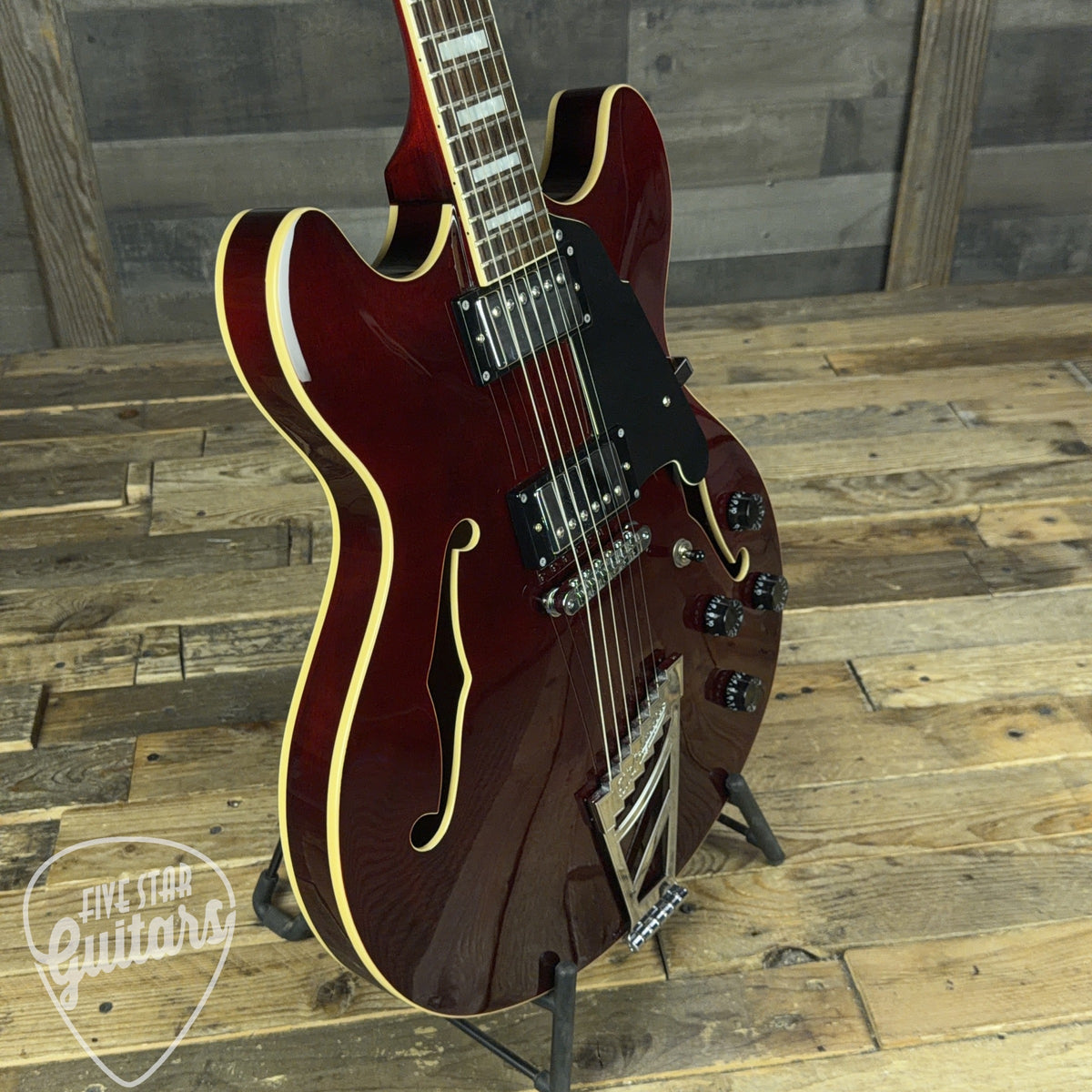 Pre-Owned D'Angelico Premier DC with Stairstep Tailpiece - Trans Wine with Gig Bag