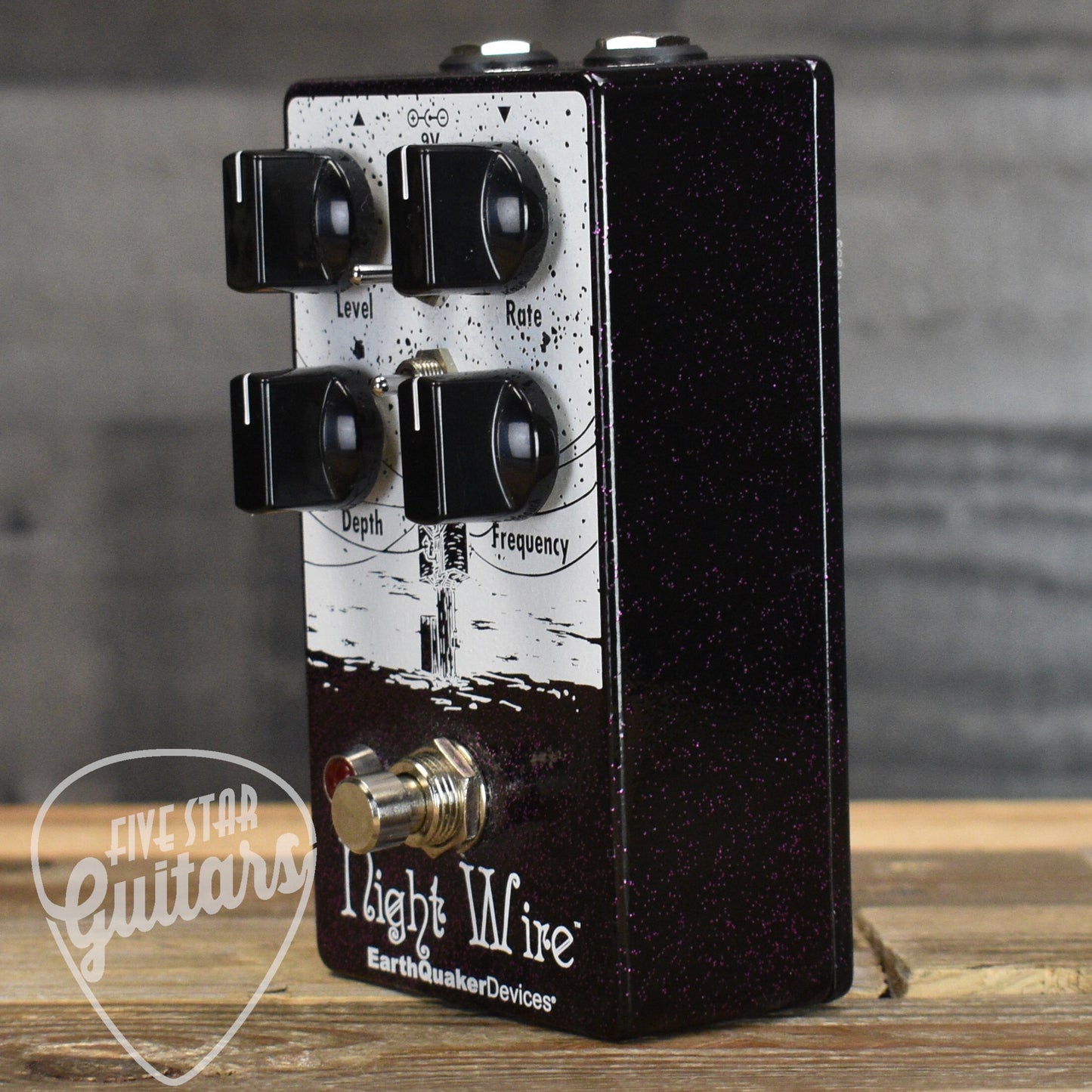 Pre-Owned EQD Night Wire Harmonic Tremolo