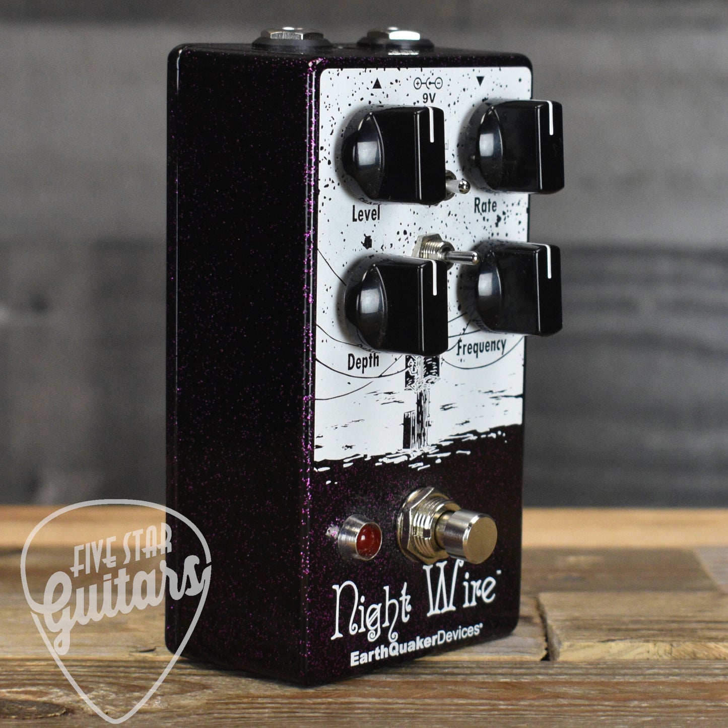 Pre-Owned EQD Night Wire Harmonic Tremolo