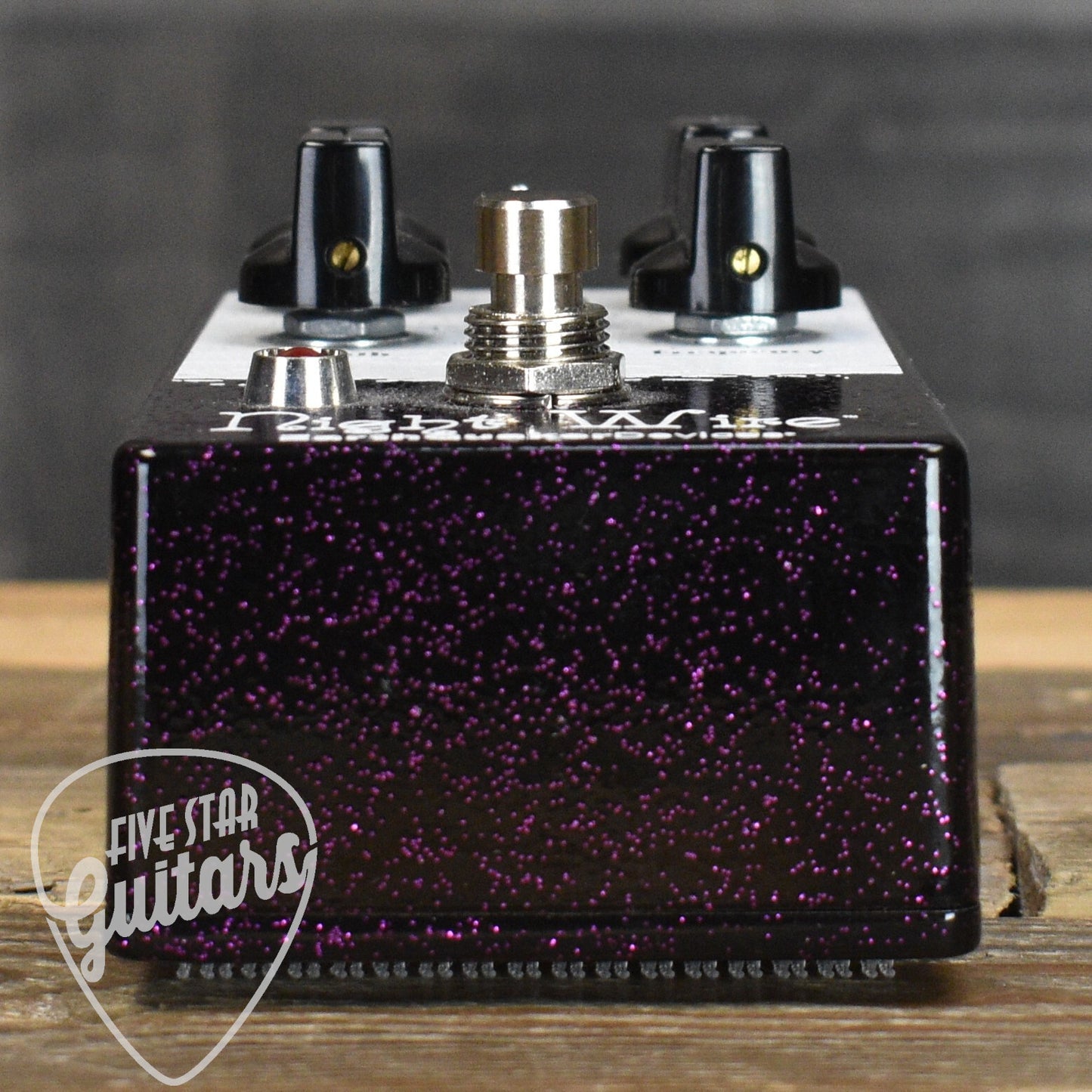 Pre-Owned EQD Night Wire Harmonic Tremolo