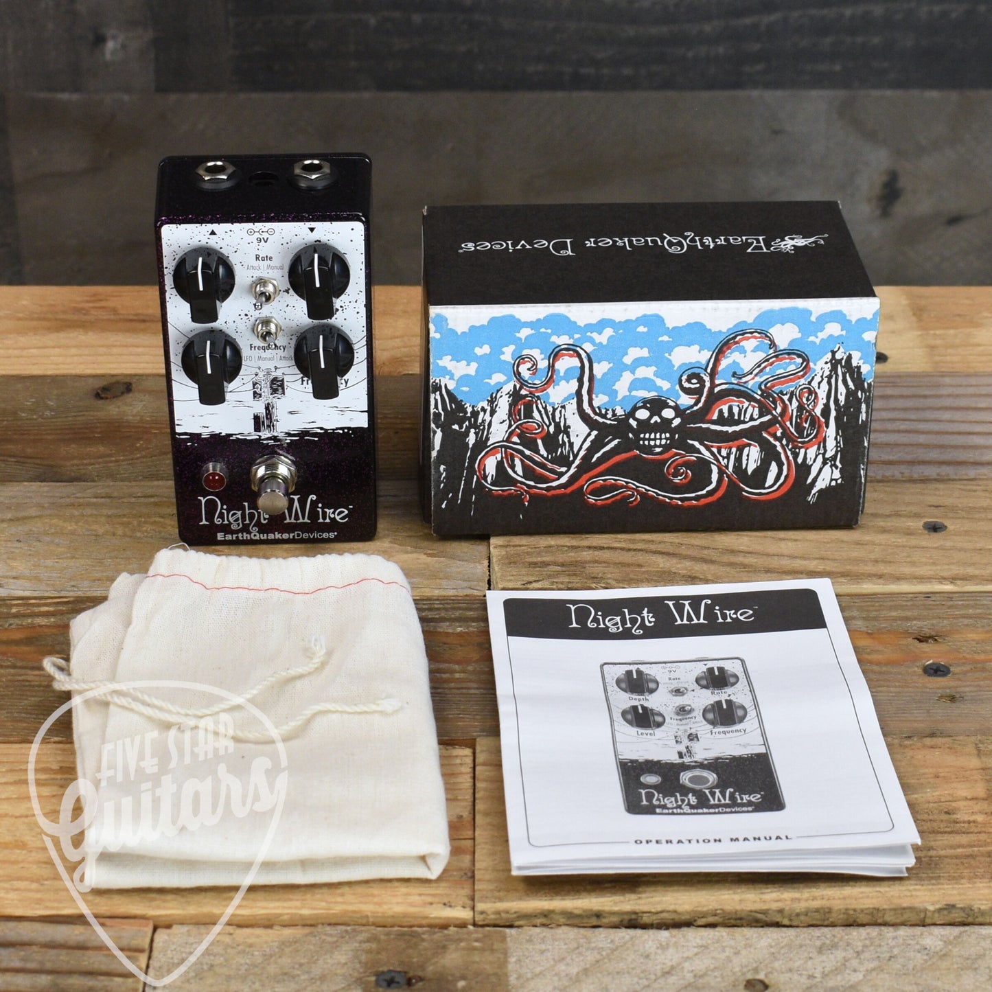 Pre-Owned EQD Night Wire Harmonic Tremolo
