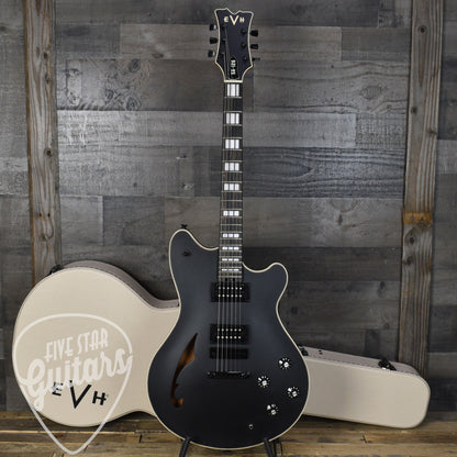 Pre-Owned EVH SA126 Special - Stealth Black With Hard Shell Case
