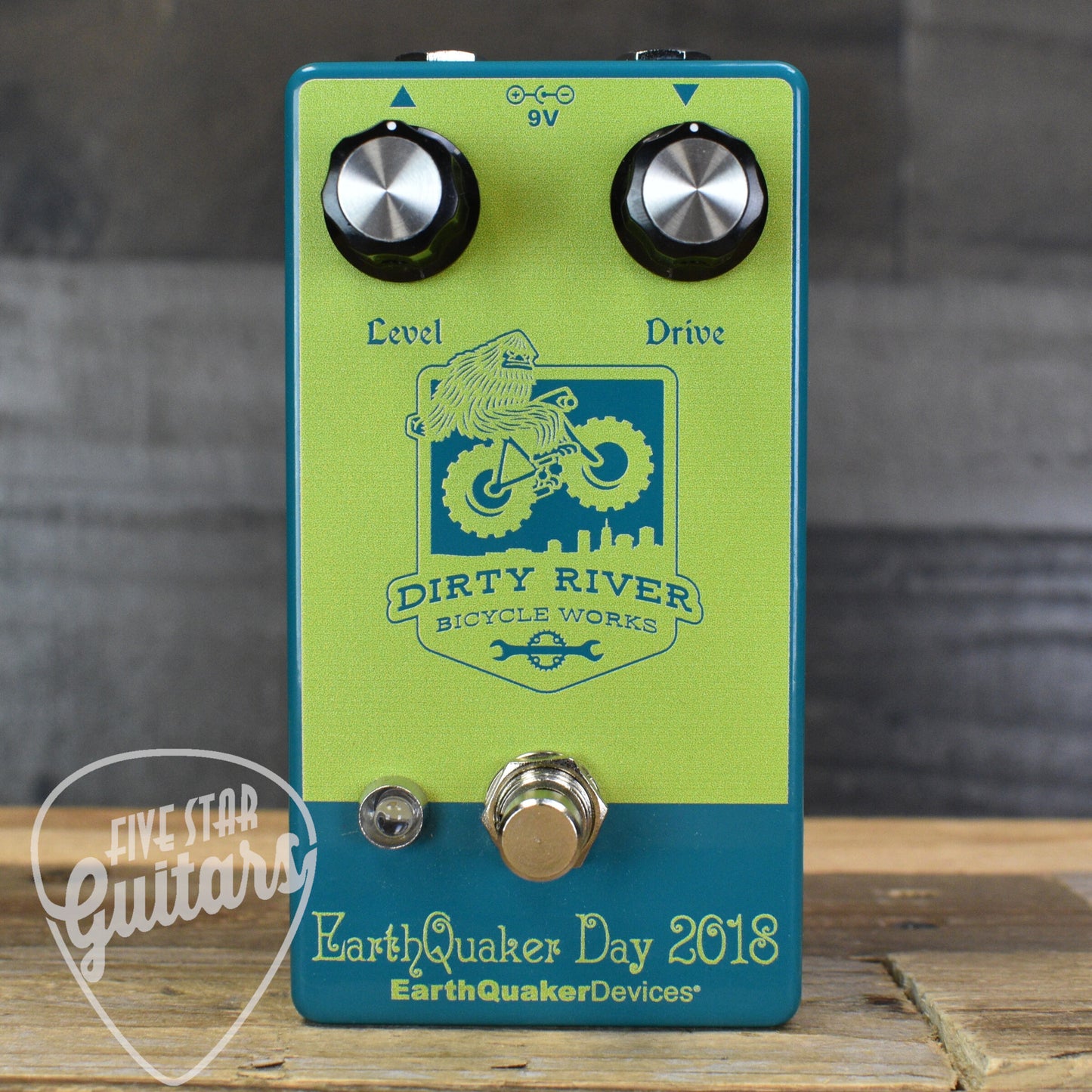 Pre-Owned EarthQuaker Devices Bellows Earthquaker Day 2018 Limited Edition