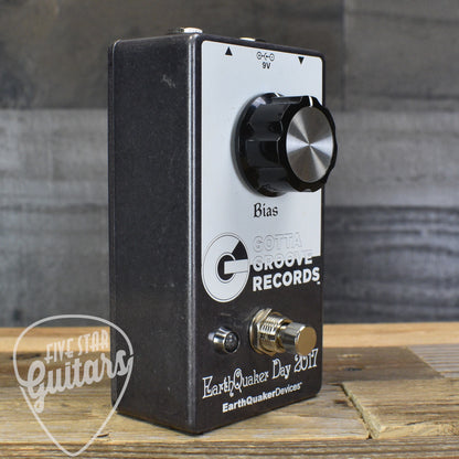 Pre-Owned EarthQuaker Devices Erupter Fuzz - Earthquaker Day 2017 Limited Edition