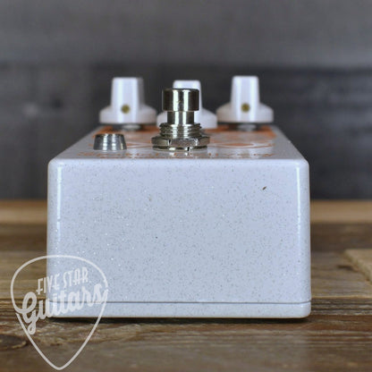 Pre-Owned EarthQuaker Devices Spatial Delivery Envelope Pedal with Sample and Hold