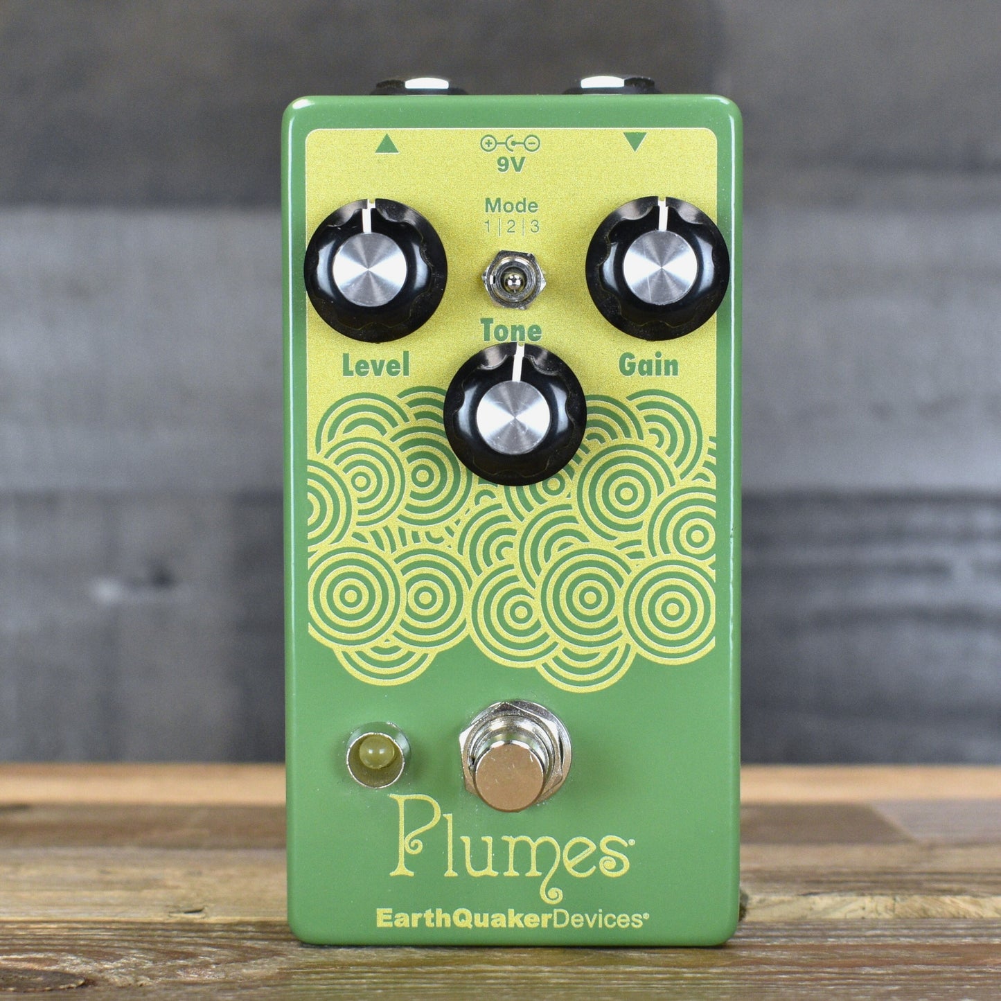 Pre-Owned Earthquaker Devices Plumes