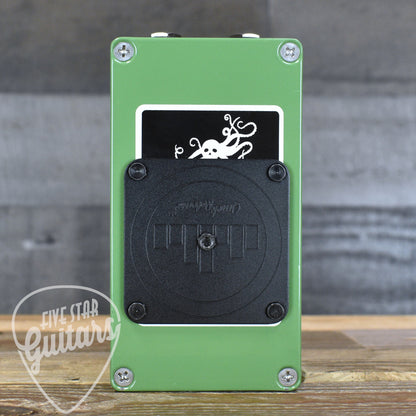 Pre-Owned Earthquaker Devices Plumes