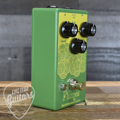 Pre-Owned Earthquaker Devices Plumes