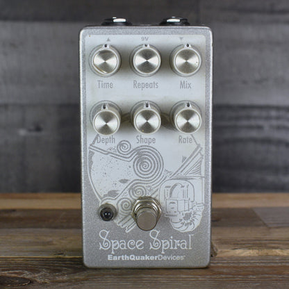 Pre-Owned Earthquaker Devices Space Spiral V1