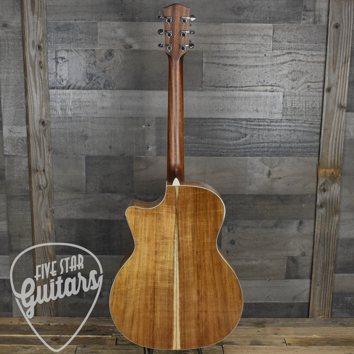Pre-Owned Eastman AC422CE-LTD-Koa - Natural with Hardshell Case
