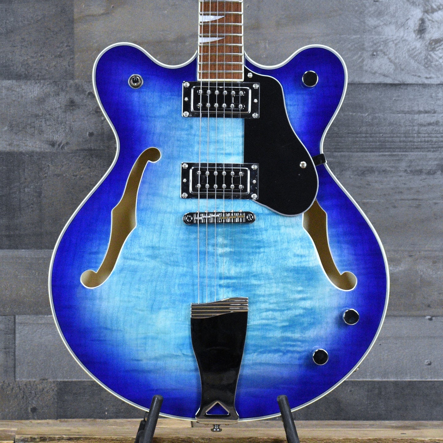 Pre-Owned Eastwood Classic 6 Richard Lloyd - Blueburst