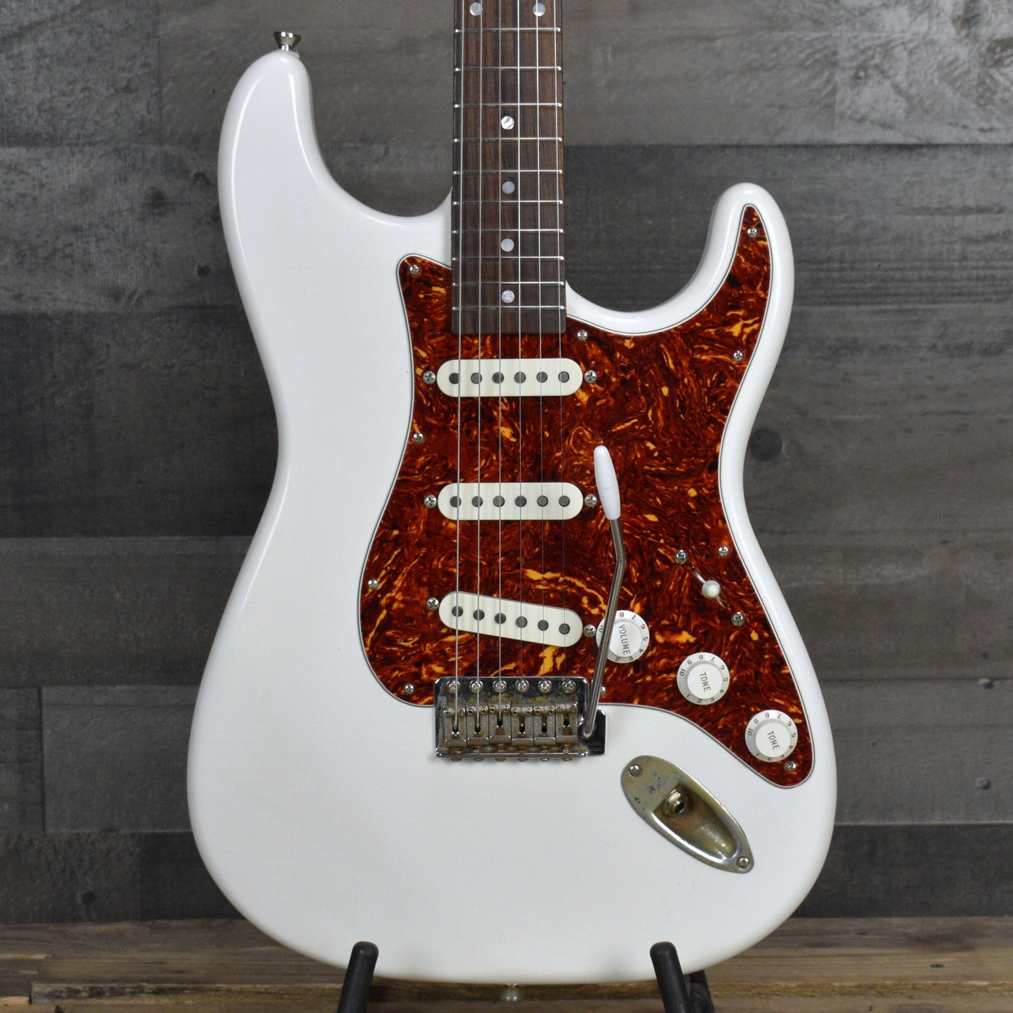 Pre-Owned Echopark Echocaster R '60 - White with Original Hard Shell Case