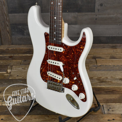 Pre-Owned Echopark Echocaster R '60 - White with Original Hard Shell Case