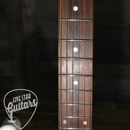 Pre-Owned Echopark Echocaster R '60 - White with Original Hard Shell Case