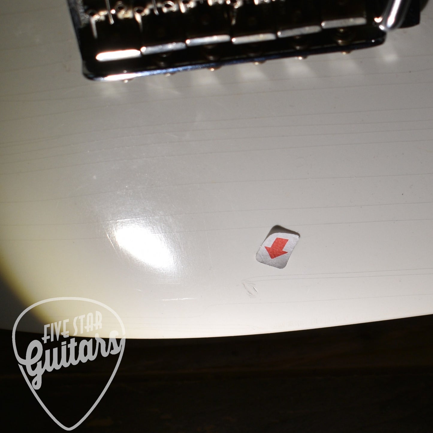 Pre-Owned Echopark Echocaster R '60 - White with Original Hard Shell Case