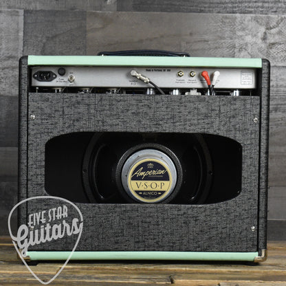 Pre-Owned Eddie Wang Pulsar Reverb--Moonlit Black/Surf Green with Cover and Footswitch