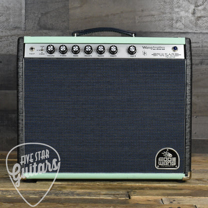 Pre-Owned Eddie Wang Pulsar Reverb--Moonlit Black/Surf Green with Cover and Footswitch