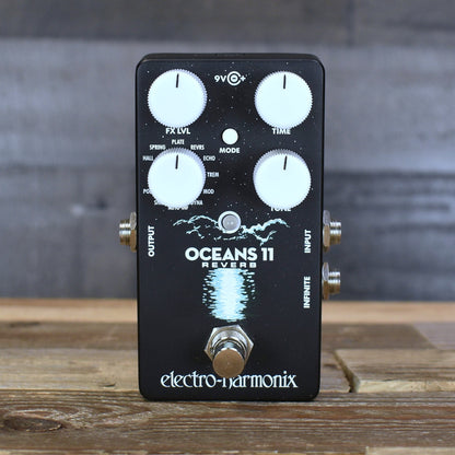 Pre-Owned Electro-Harmonix Oceans 11 Reverb