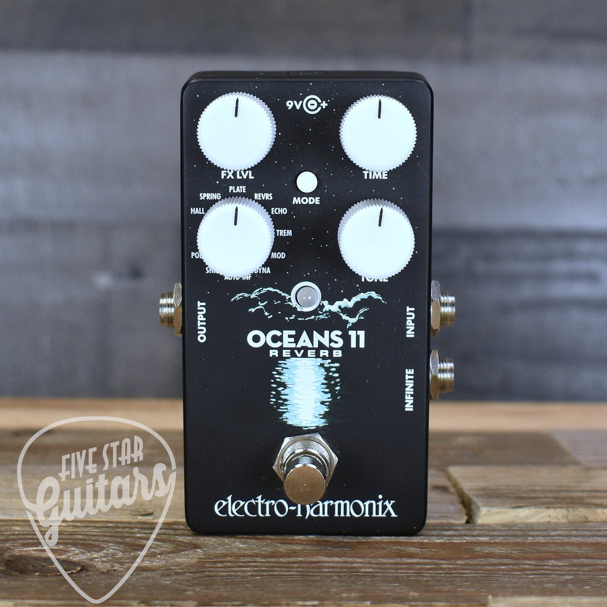 Pre-Owned Electro-Harmonix Oceans 11 Reverb