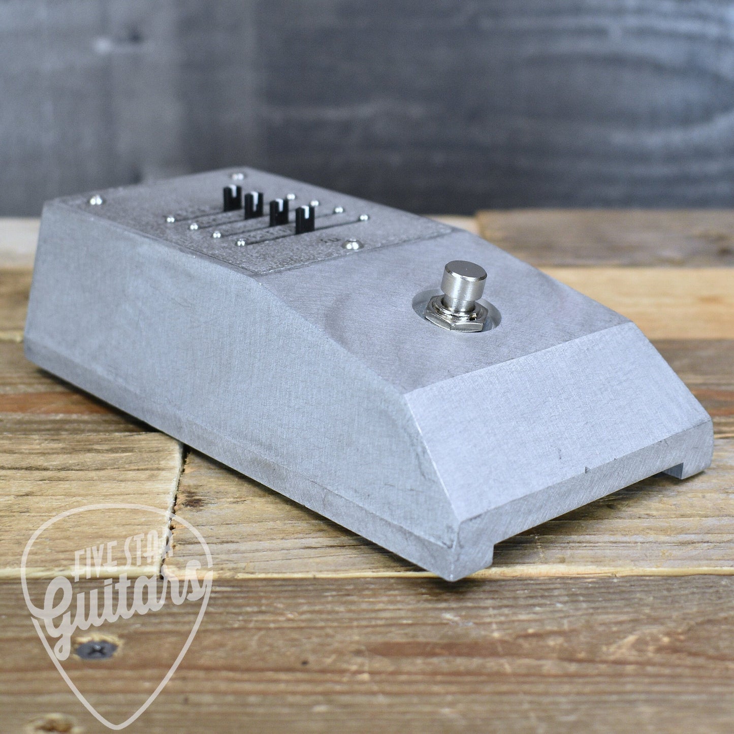 Pre-Owned Electronic Audio Experiments OxEAE Fuzz