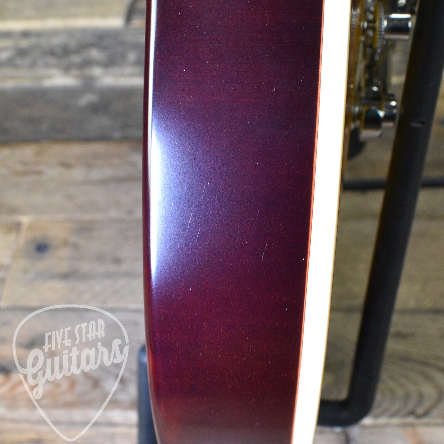 Pre-Owned Epiphone '59 Les Paul - Tobacco Sunburst with Hard Shell Case