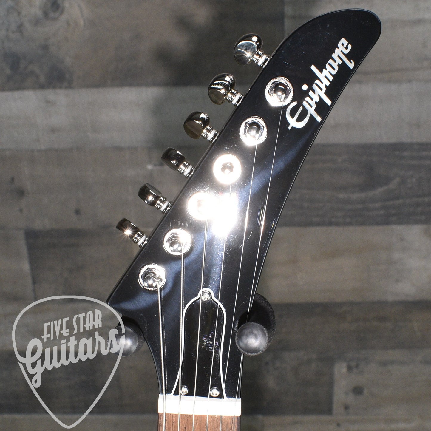 Pre-Owned Epiphone Explorer - Ebony