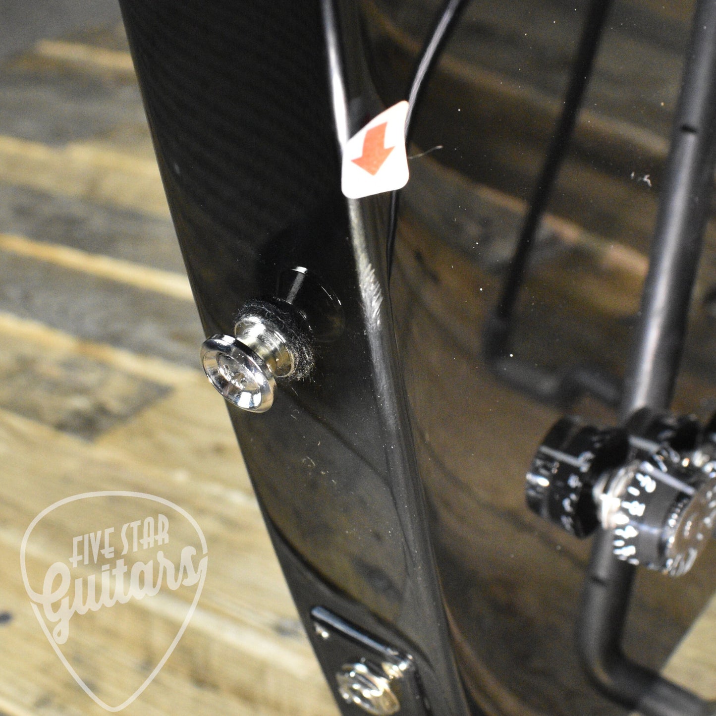 Pre-Owned Epiphone Explorer - Ebony