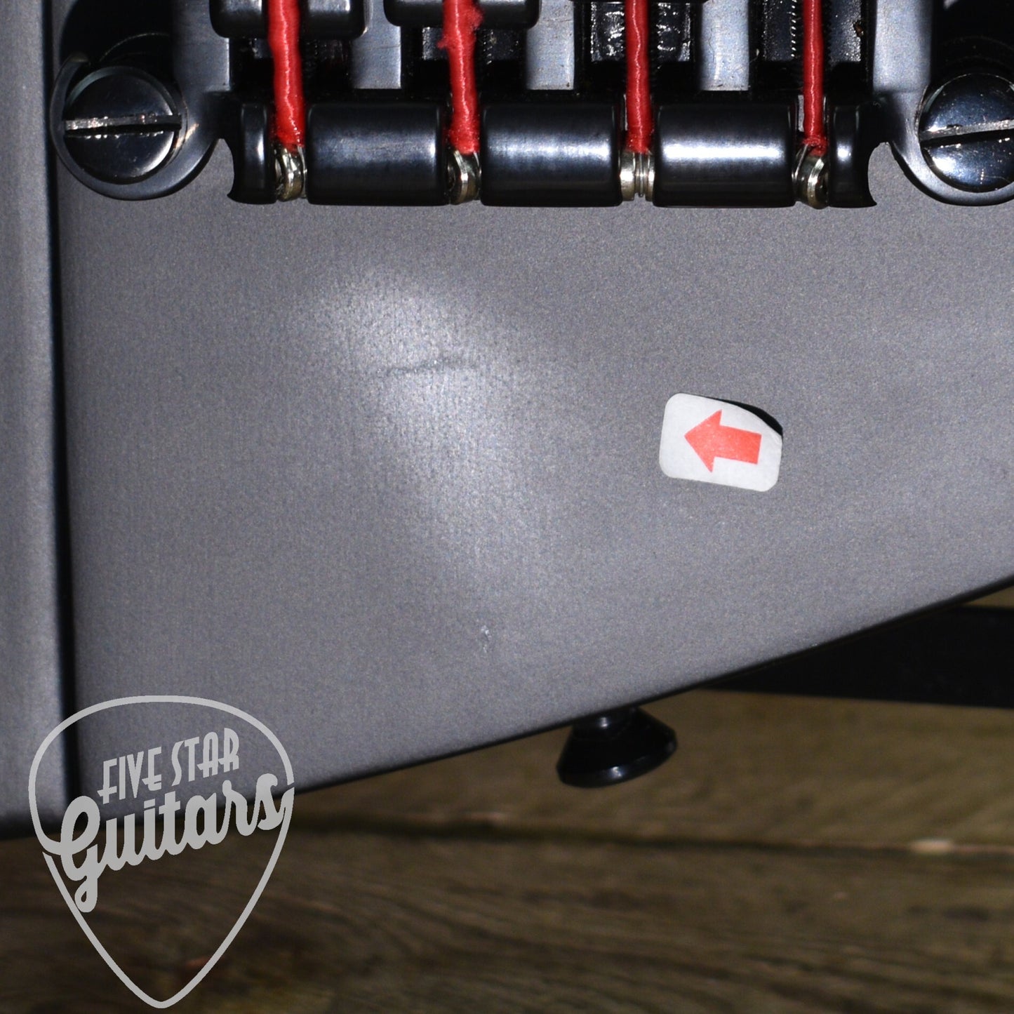 Pre-Owned Epiphone Goth Thunderbird IV - Pitch Black