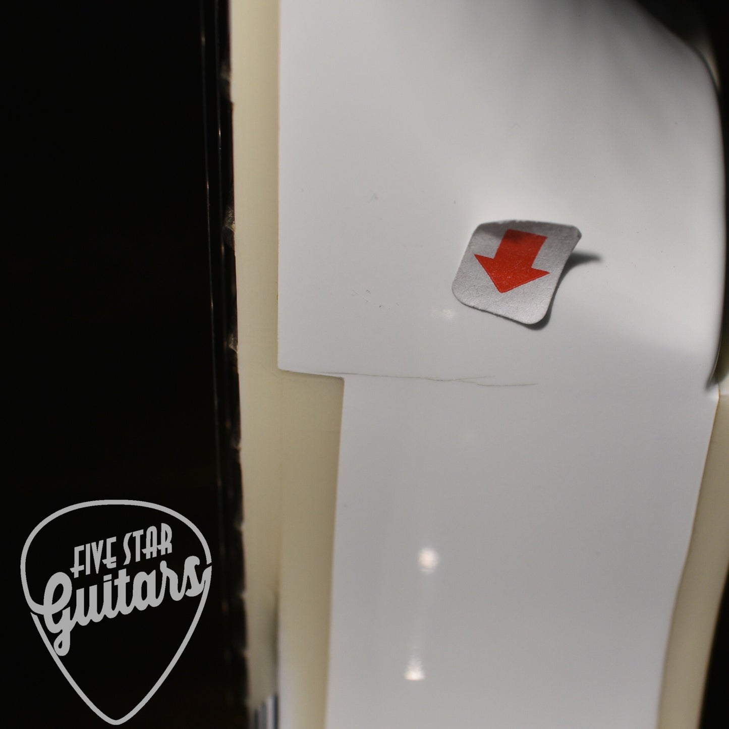 Pre-Owned Epiphone Inspired by Gibson Custom Les Paul Custom - Alpine White with Hard Shell Case
