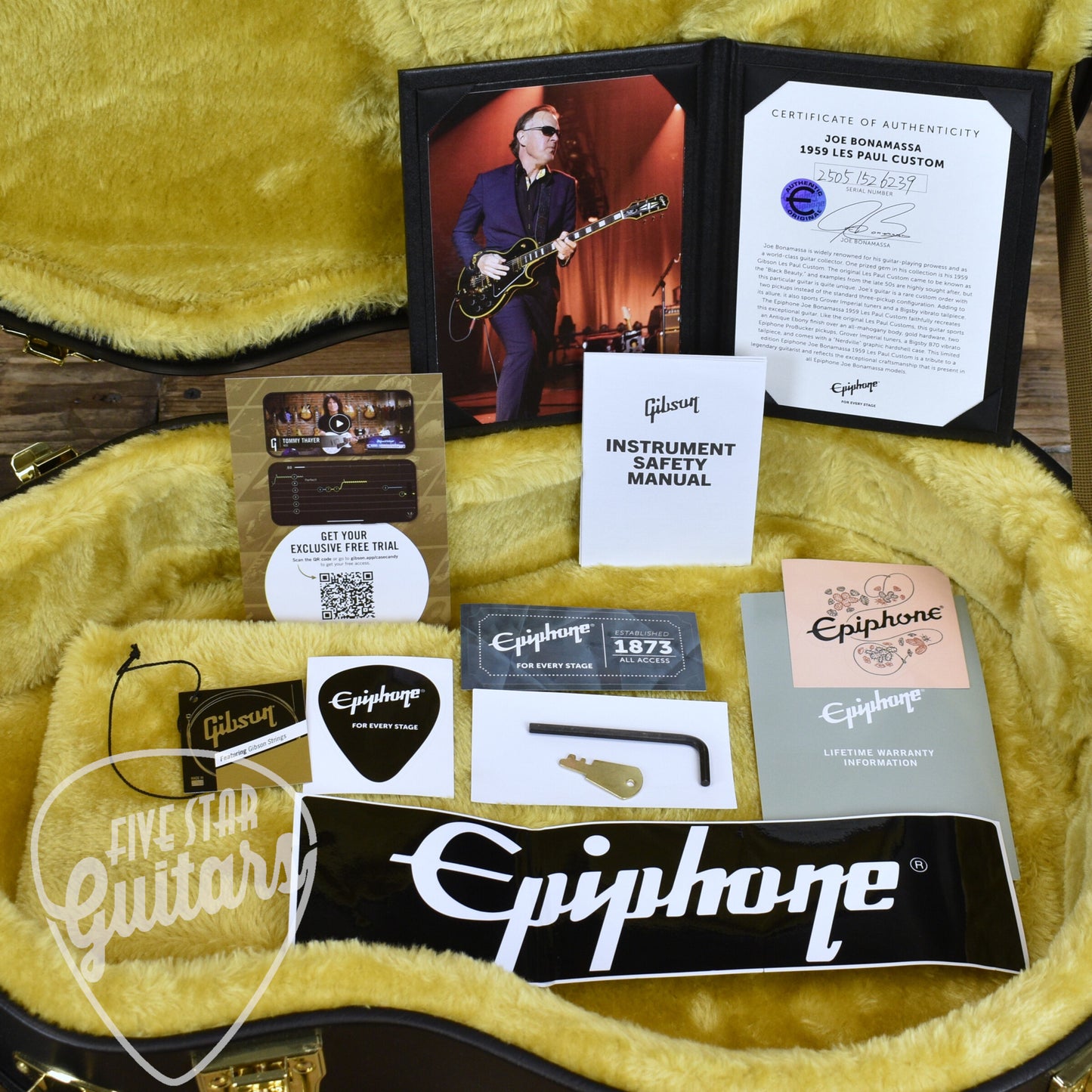 Pre-Owned Epiphone Joe Bonamassa Signature '59 Les Paul Custom Reissue - Ebony with Hardshell Case