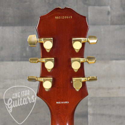 Pre-Owned Epiphone Joe Pass Emperor II - Heritage Cherry Sunburst with Hardshell Case