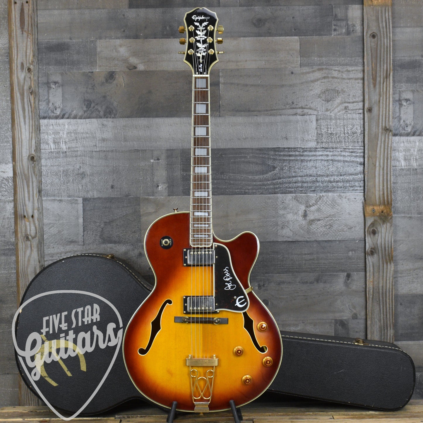 Pre-Owned Epiphone Joe Pass Emperor II - Heritage Cherry Sunburst with Hardshell Case