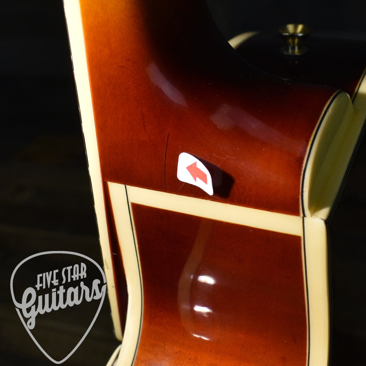 Pre-Owned Epiphone Joe Pass Emperor II - Heritage Cherry Sunburst with Hardshell Case