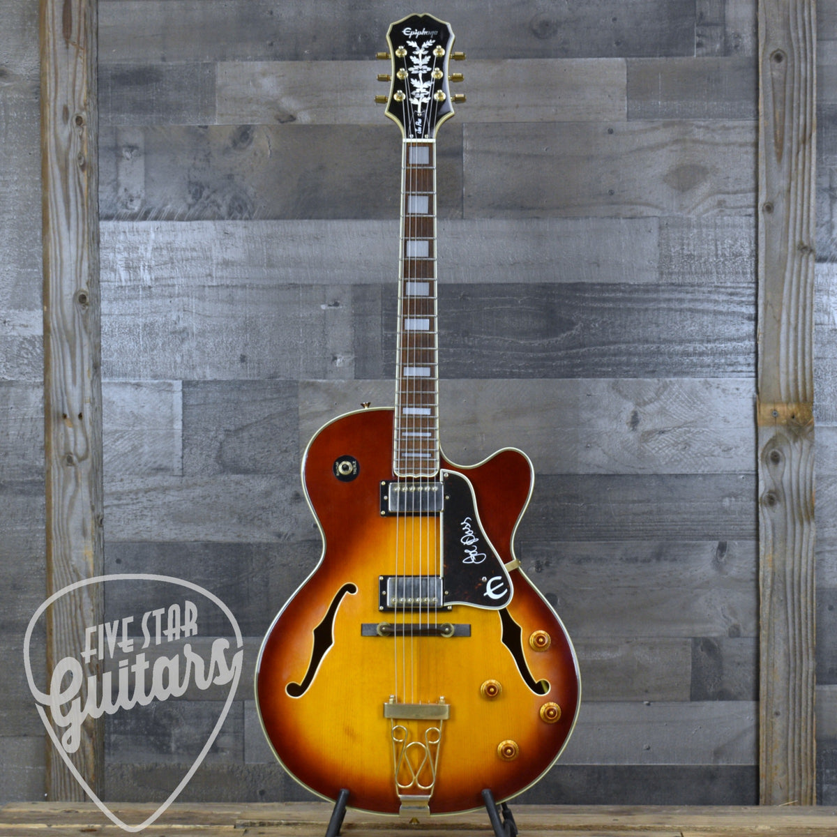 Pre-Owned Epiphone Joe Pass Emperor - Vintage Sunburst with Hardshell Case