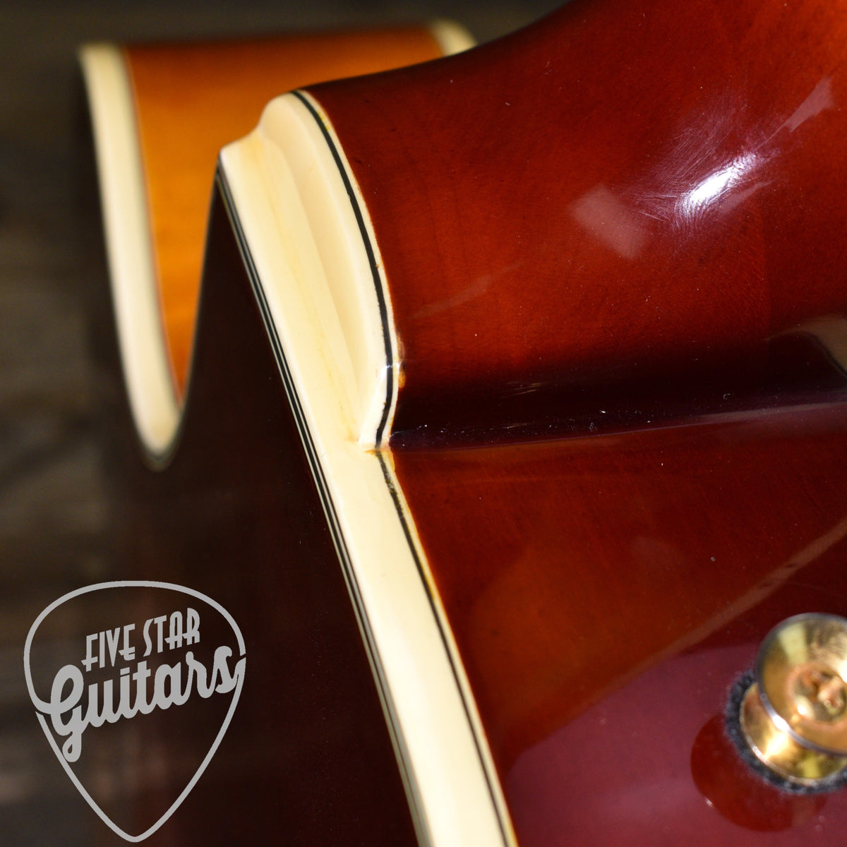Pre-Owned Epiphone Joe Pass Emperor - Vintage Sunburst with Hardshell Case