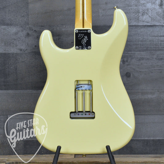 Pre-Owned Eric Johnson Stratocaster Thinline - Vintage White with Gig Bag