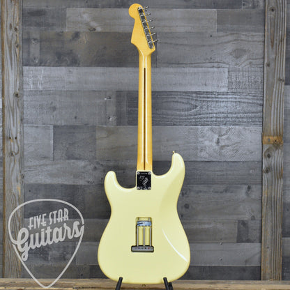 Pre-Owned Eric Johnson Stratocaster Thinline - Vintage White with Gig Bag