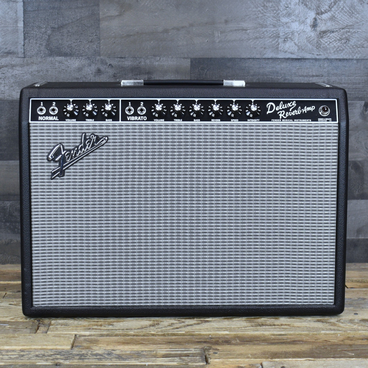 Pre-Owned Fender '65 Deluxe Reverb Reissue