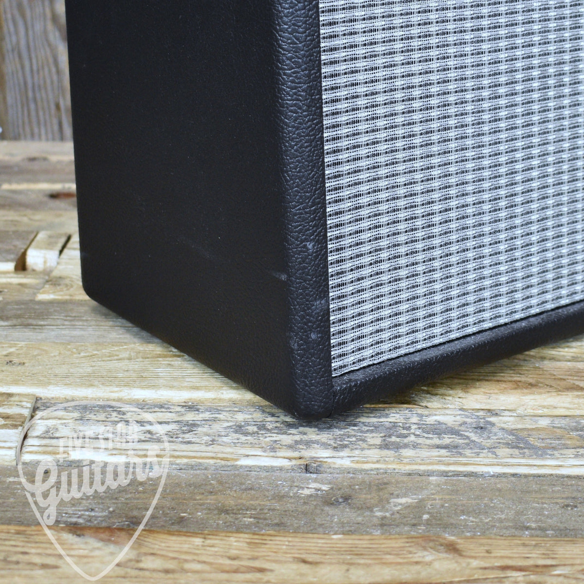 Pre-Owned Fender '65 Deluxe Reverb Reissue