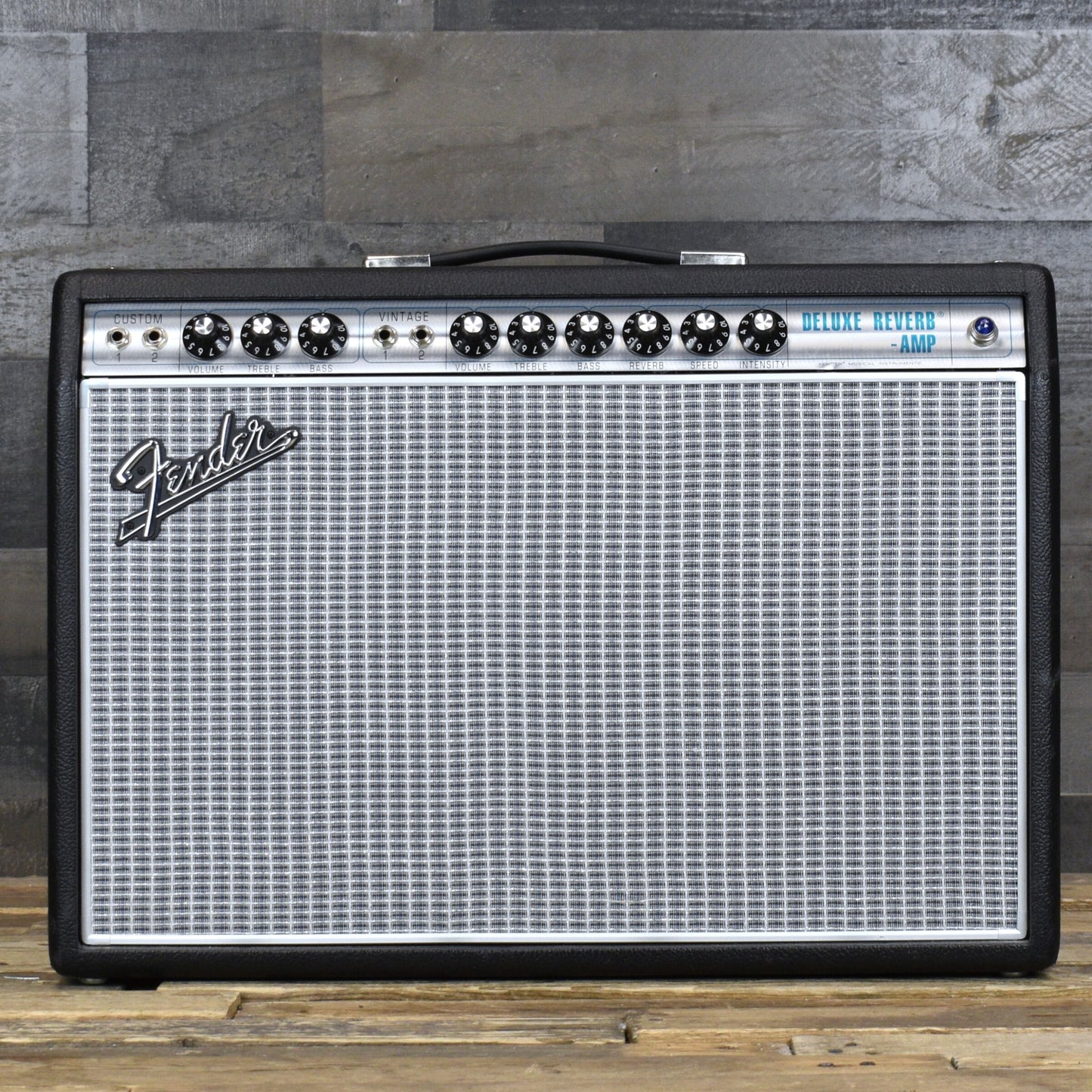 Pre-Owned Fender '68 Custom Deluxe Reverb w/ Cover and Footswitch
