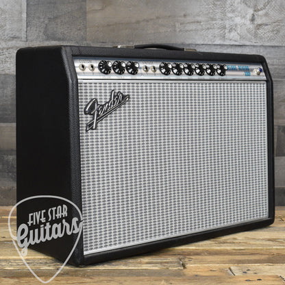 Pre-Owned Fender '68 Custom Deluxe Reverb w/ Cover and Footswitch