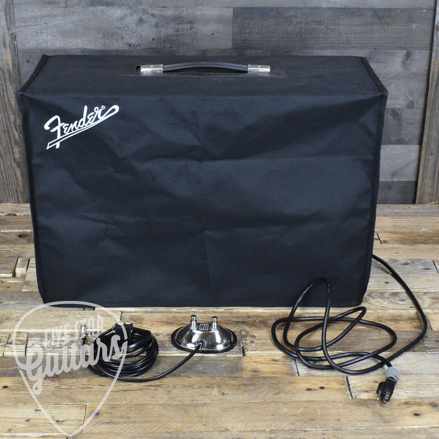 Pre-Owned Fender '68 Custom Deluxe Reverb w/ Cover and Footswitch