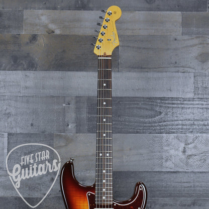 Pre-Owned Fender 70th Anniversary American Professional II Stratocaster - Cometburst with Hardshell Case