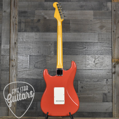 Pre-Owned Fender AVII 60s Stratocaster - Fiesta Red with Hard Shell Case