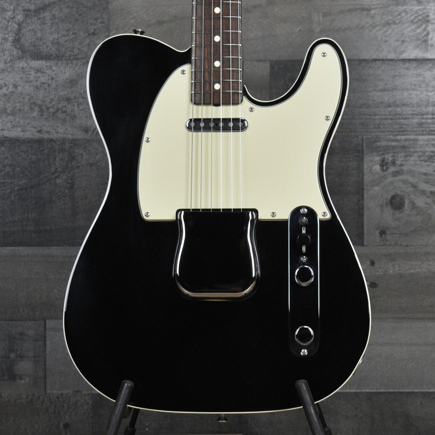 Pre-Owned Fender AVRI '62 Custom Telecaster - Black