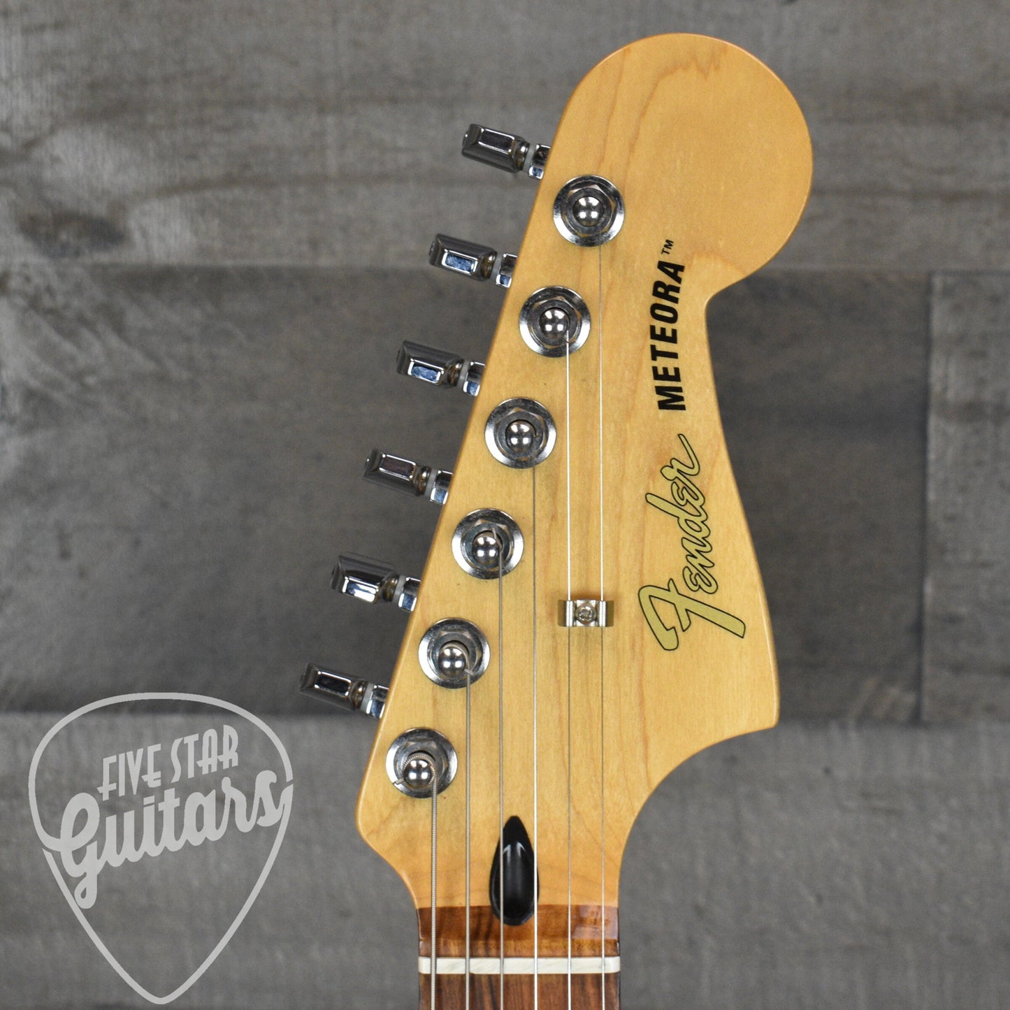 Pre-Owned Fender Alternate Reality Meteora - Candy Apple Red with Hardshell Case