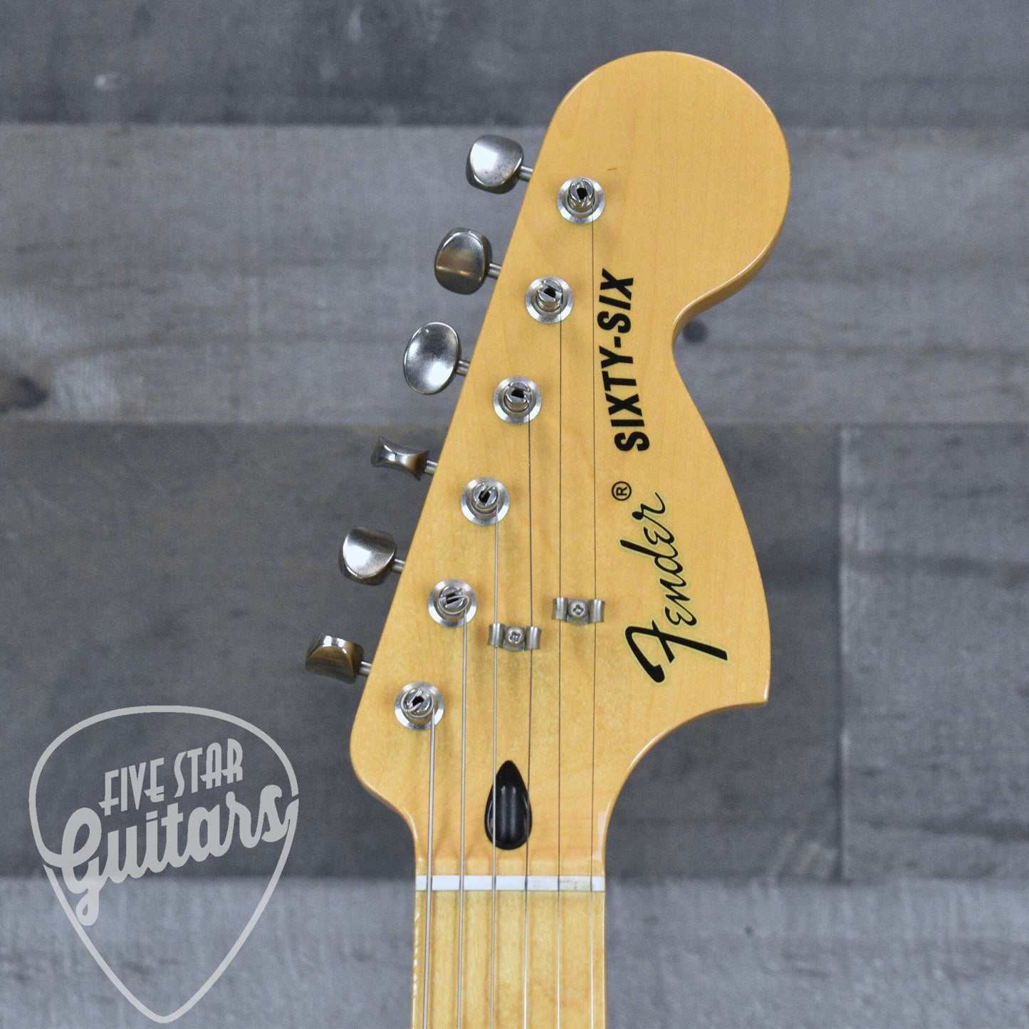 Pre-Owned Fender Alternate Reality Sixty-Six - Natural