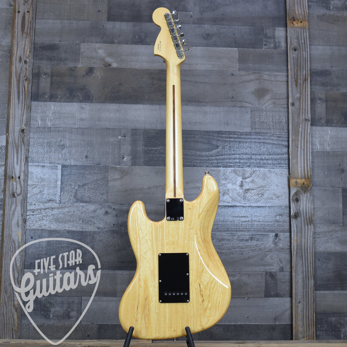 Pre-Owned Fender Alternate Reality Sixty-Six - Natural